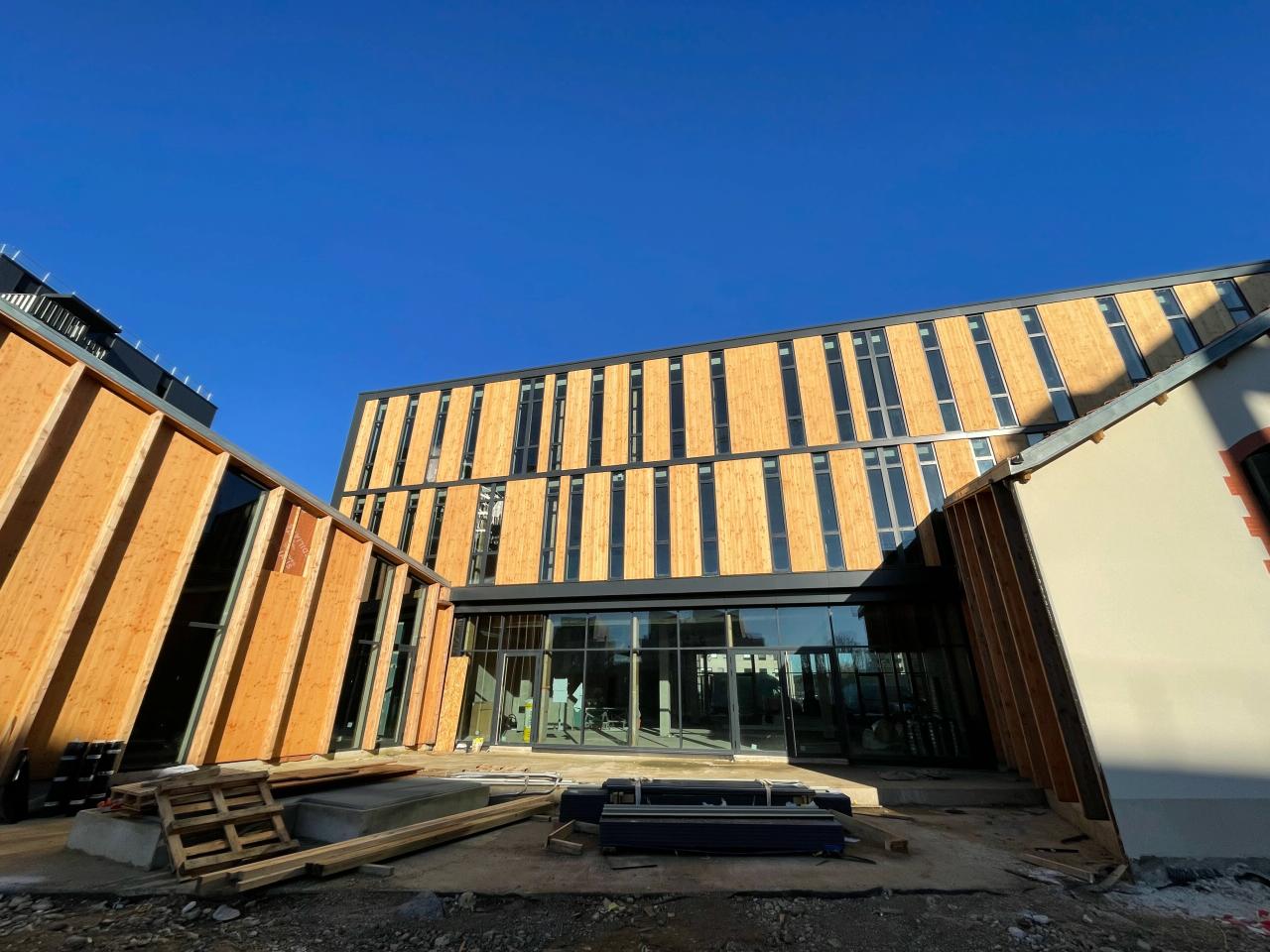 Bureau Tours 1567m² Location bureau Tours Indre-et-Loire OLBUR2205488 0